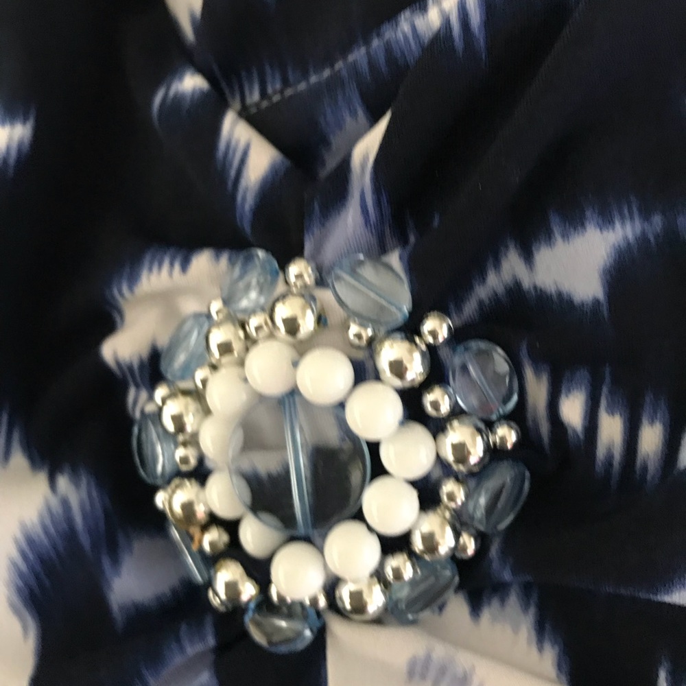 Dress - Picture 3 of 4